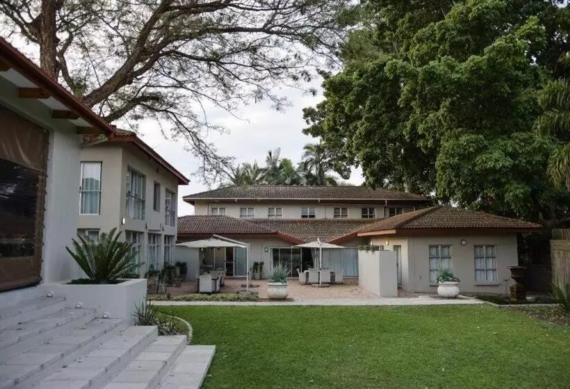 Majatalo Elegant Lodge & Conference Center