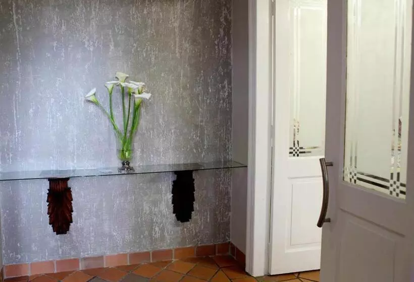 Majatalo Elegant Lodge & Conference Center