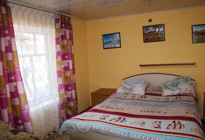 پانسیون Guest House On Derbisheva