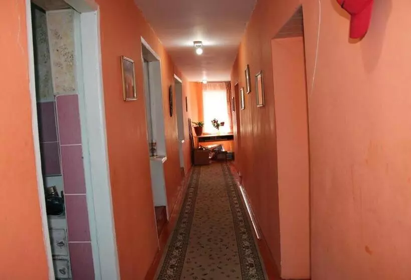 پانسیون Guest House On Derbisheva