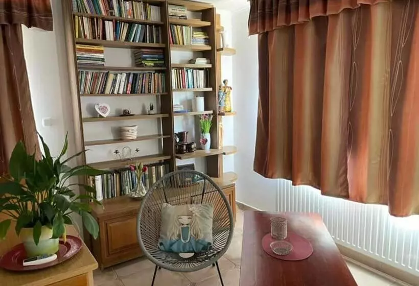 پانسیون Guesthouse Kohári