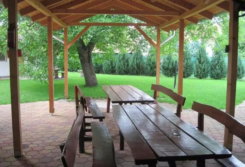 پانسیون Guesthouse Kohári