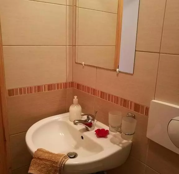 پانسیون Guesthouse Kohári