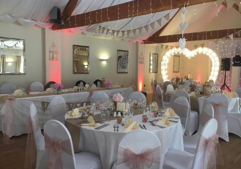 הוסטל Bentley Brook Inn