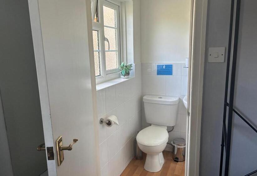 旅馆 The Yacht Inn