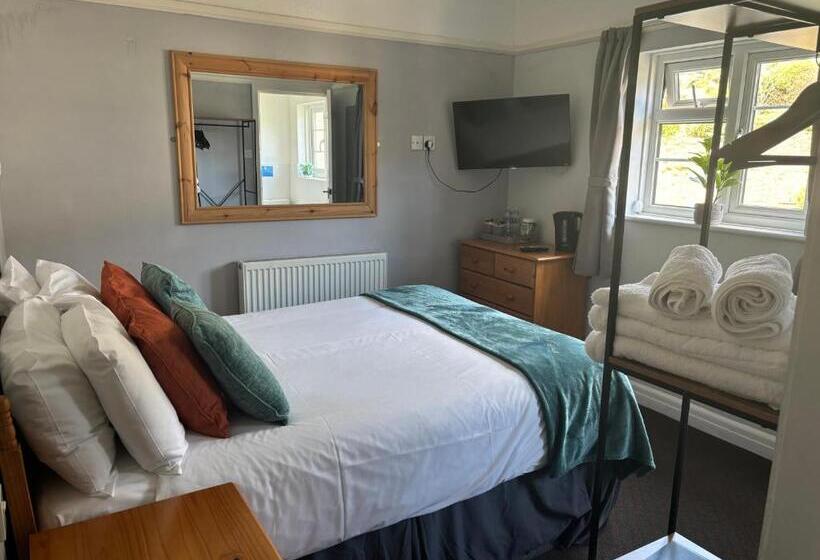 旅馆 The Yacht Inn