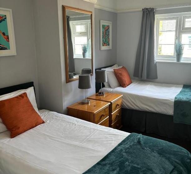 旅馆 The Yacht Inn