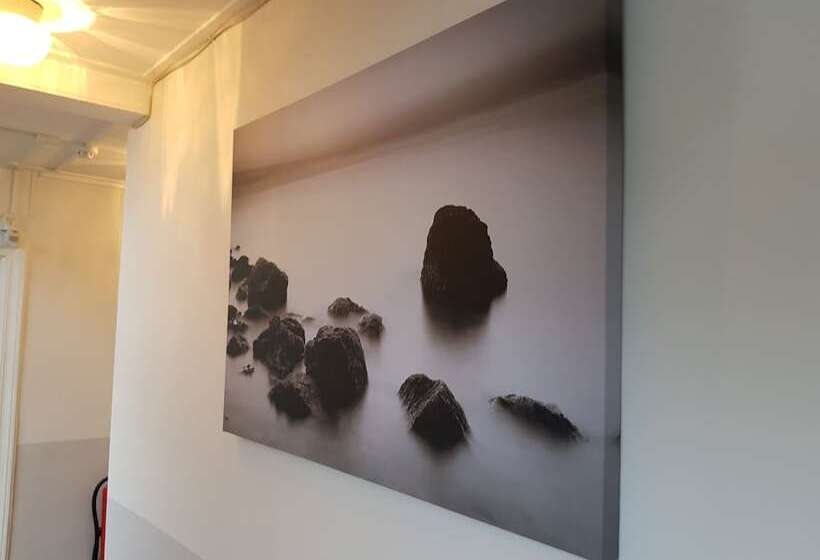 Cafe Pension The Chandelier