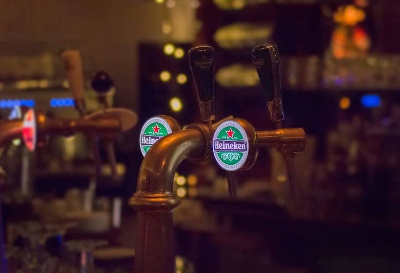 Cafe Pension The Chandelier