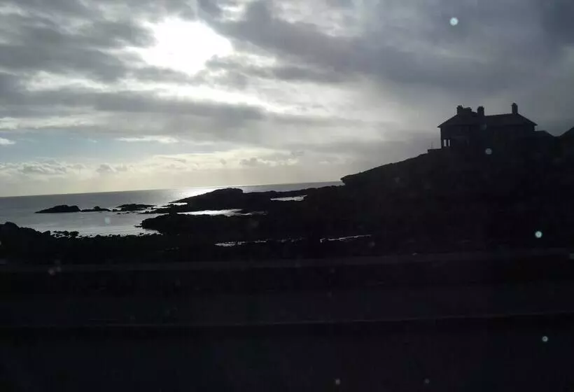 Majatalo Monravon Guest House