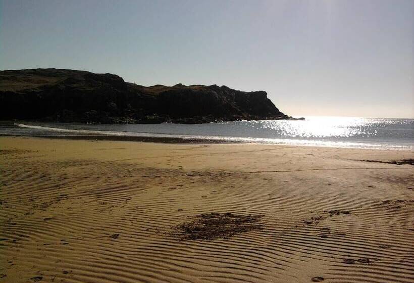 פנסיון Monravon Guest House