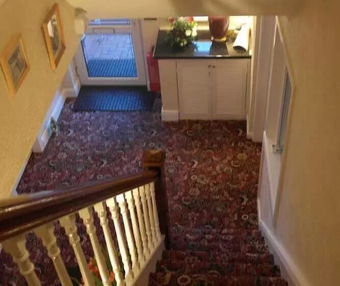 Majatalo Monravon Guest House