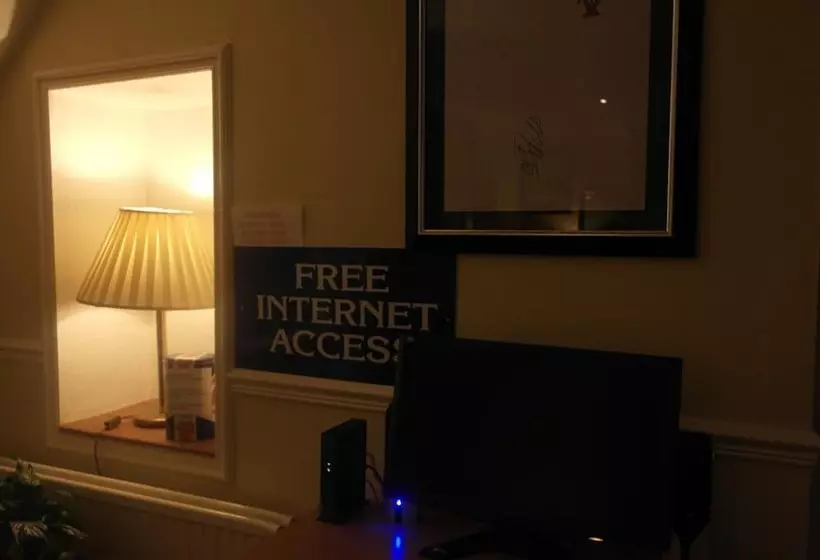 Majatalo Monravon Guest House