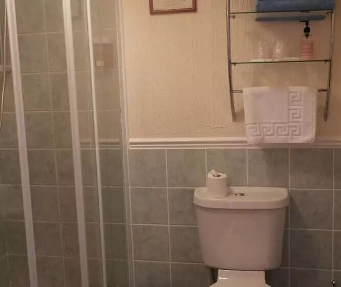 Majatalo Monravon Guest House