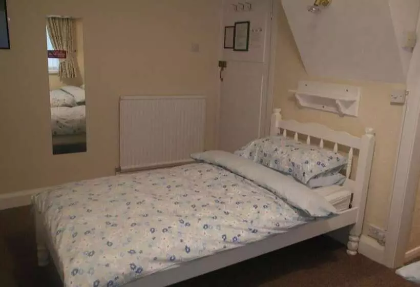 Majatalo Monravon Guest House