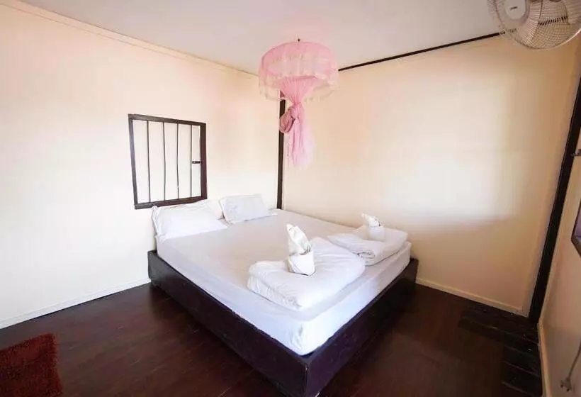 Majatalo Mr Tho S Bungalows