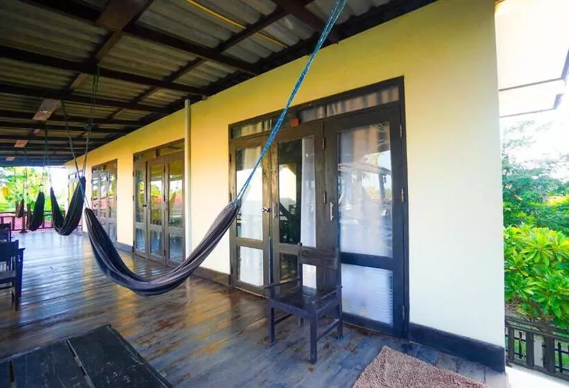 Majatalo Mr Tho S Bungalows