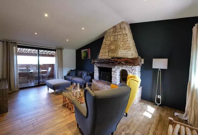 Retkeilymaja Domaine Pozzo Di Mastri