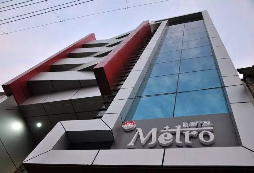 ユースホステル Metro