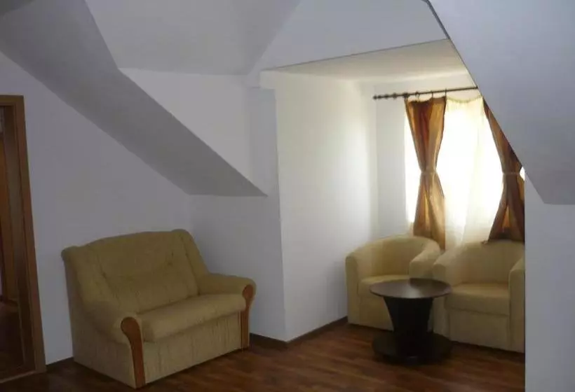 Hotelli Pensiunea Cristiana   Murighiol