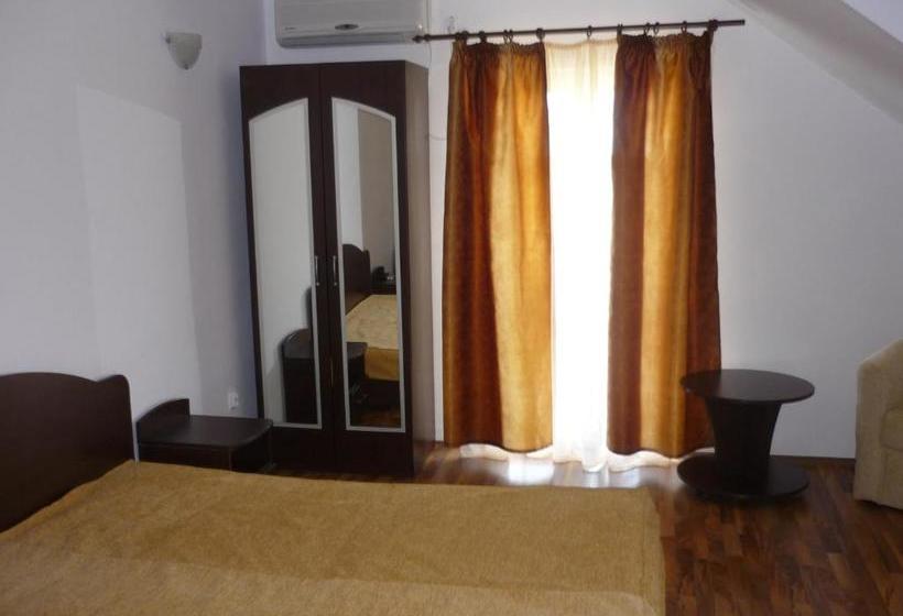 בית מלון כפרי Pensiunea Cristiana   Murighiol