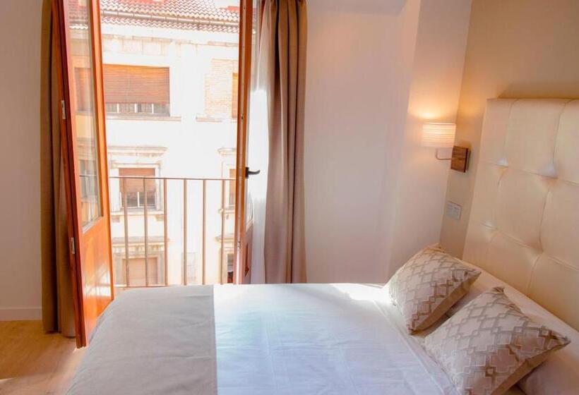 بنسيون Hab Urban Hostel