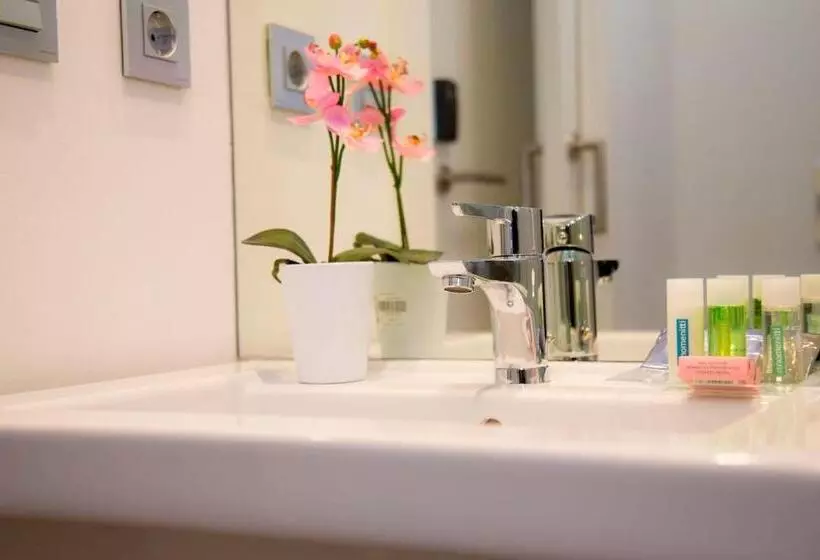 پانسیون Hab Urban Hostel