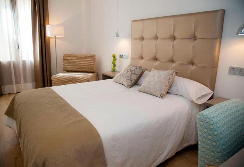 بنسيون Hab Urban Hostel