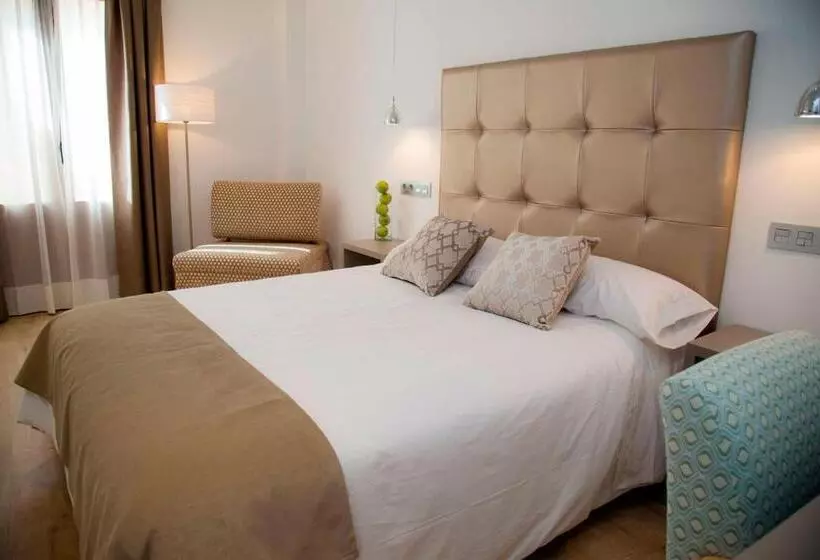 پانسیون Hab Urban Hostel