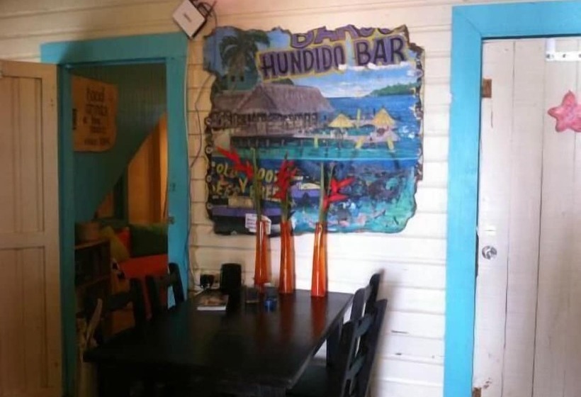 پانسیون The Bocas Beach House