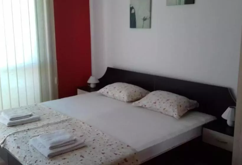 Majatalo Guest House Nedelchevi