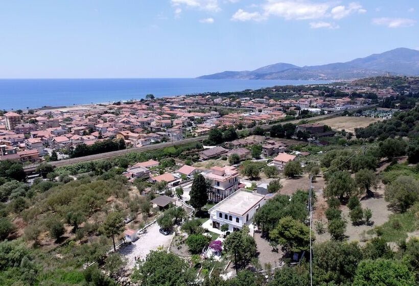 פנסיון Il Paradiso Di Hyele