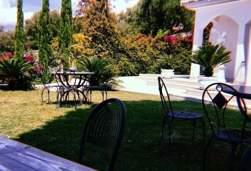 Majatalo Il Paradiso Di Hyele