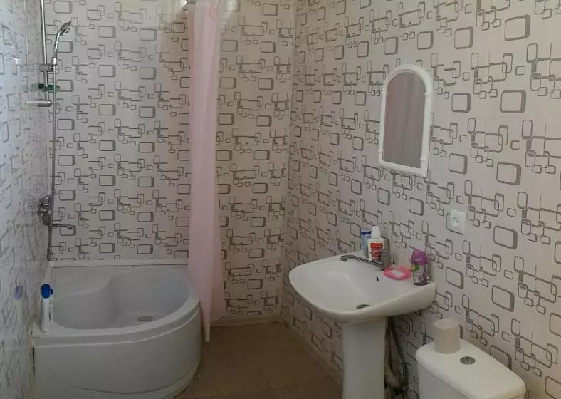 پانسیون Lemon Family Guesthouse