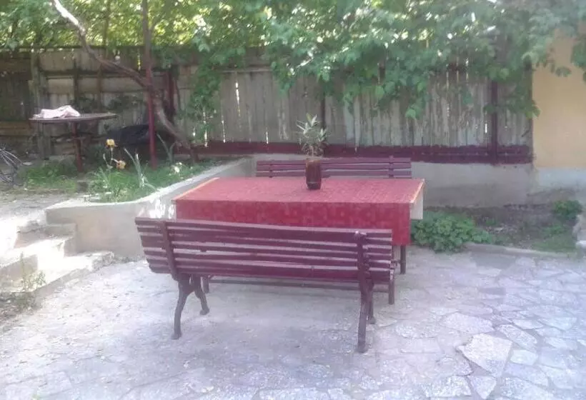 پانسیون Lemon Family Guesthouse