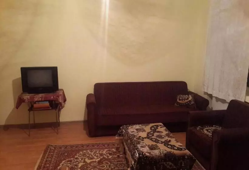 پانسیون Lemon Family Guesthouse