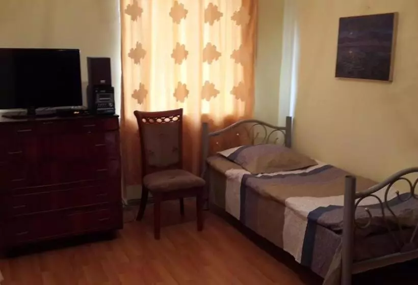 پانسیون Lemon Family Guesthouse