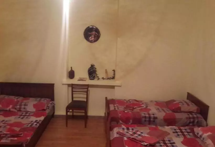 پانسیون Lemon Family Guesthouse