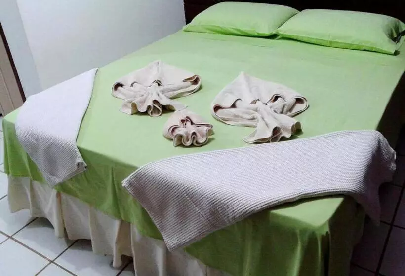 پانسیون Pousada Raio De Sol