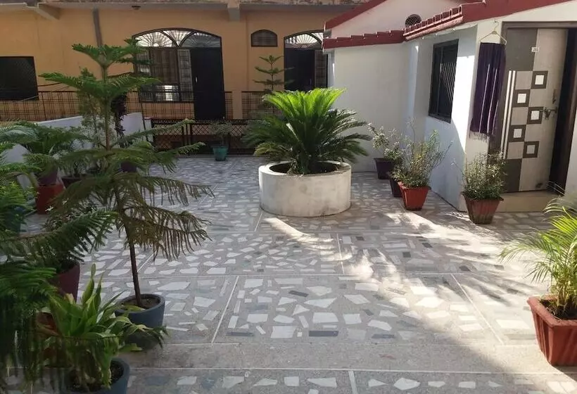 Majatalo Sonu Guesthouse & Hostel
