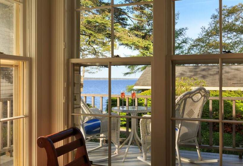 הוסטל Inn At Sunrise Point