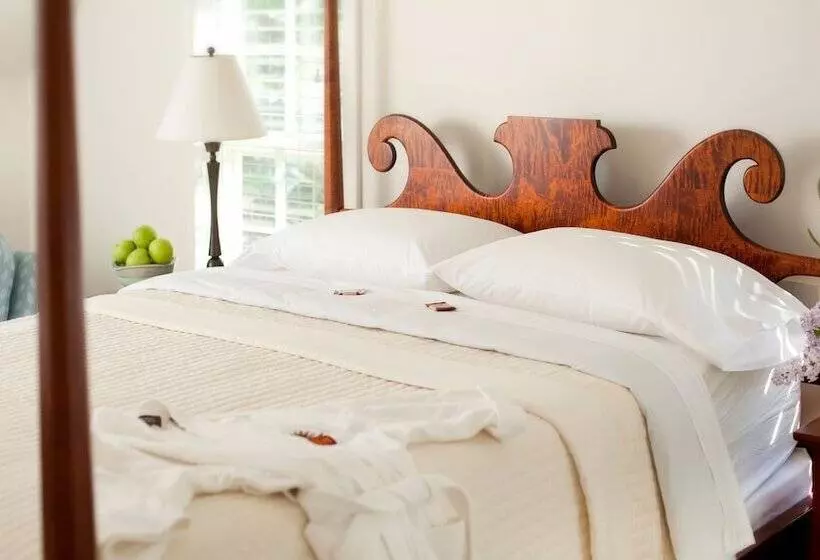 Retkeilymaja Inn At Sunrise Point