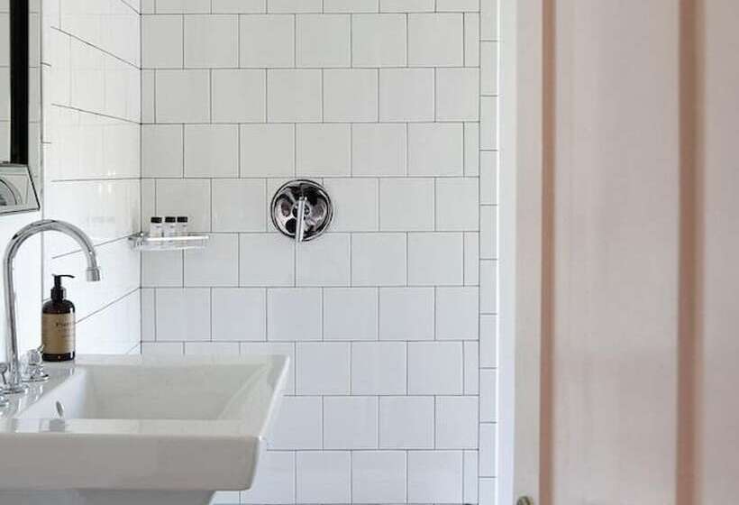 ユースホステル The Chequit