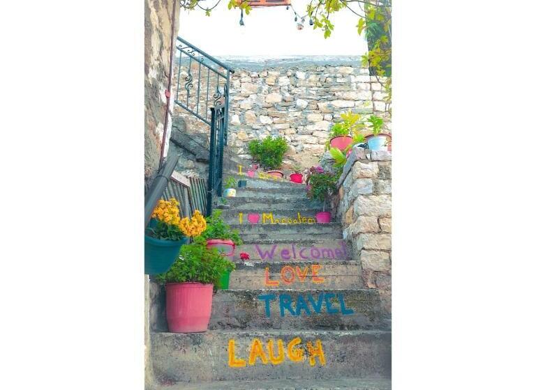 پانسیون Guesthouse Alvaro Kadiu