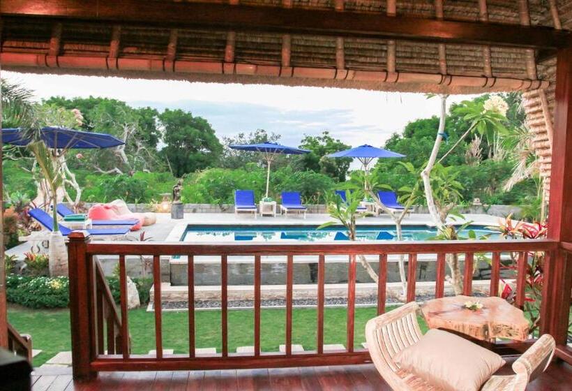 פנסיון Harta Lembongan Villas