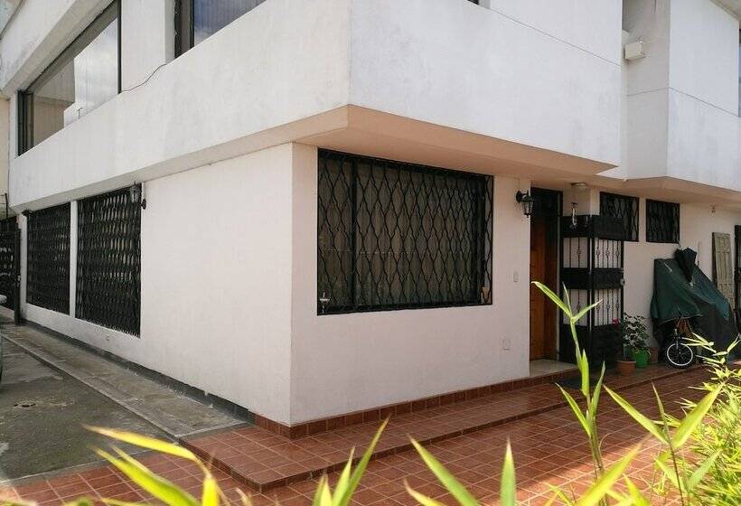 پانسیون The Inca Guesthouse   Hostel