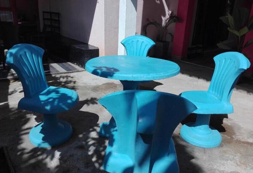 Pension The Rock Face