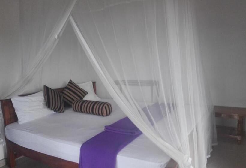 Pension The Rock Face