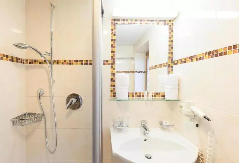 Majatalo Tuxerstübl