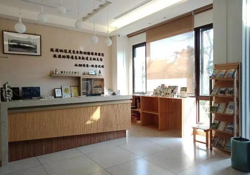 هاستل Footprint Inn